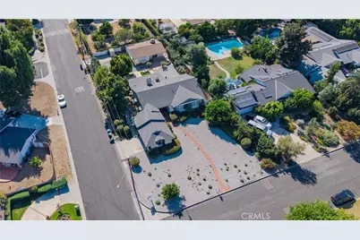 9301 Lasaine, Northridge, CA 91325 - Photo 36