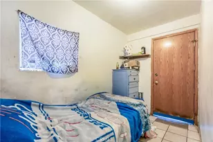 821 823 W 98th St, Los Angeles, CA 90044 - Photo 10