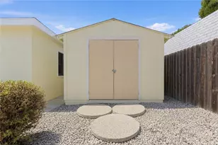 8019 Hatillo, Winnetka, CA 91306 - Photo 20
