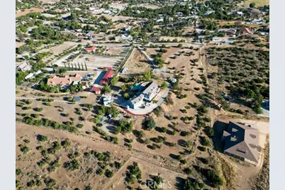 33247 Escondido, Agua Dulce, CA 91390 - Photo 50