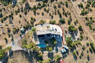 33247 Escondido, Agua Dulce, CA 91390 - Photo 72