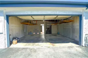 19231 Sherman Way, Reseda, CA 91335 - Photo 24