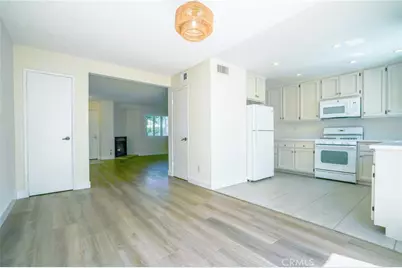 19231 Sherman Way #25, Reseda, CA 91335 - Photo 10