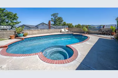 27461 Garza, Saugus, CA 91350 - Photo 24