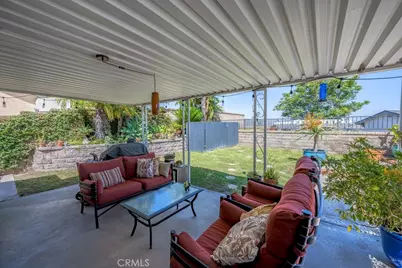 27461 Garza, Saugus, CA 91350 - Photo 22