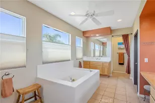 22020 Superior Ct, Saugus, CA 91390 - Photo 32