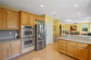 22020 Superior Ct, Saugus, CA 91390 - Photo 18