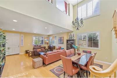 22020 Superior Court, Saugus, CA 91390 - Photo 8