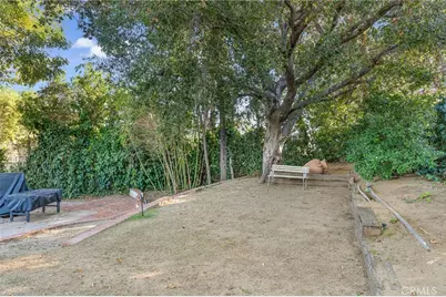 645 Woodbury, Glendale, CA 91206 - Photo 12