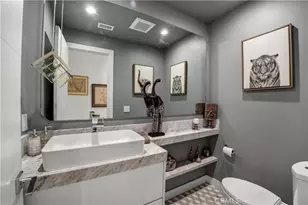 4326 Coronet Dr, Encino, CA 91316 - Photo 24