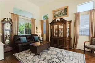 26352 Cardinal Dr, Canyon Country, CA 91387 - Photo 4