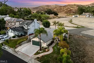 28924 Raintree Ln, Saugus, CA 91390 - Photo 48