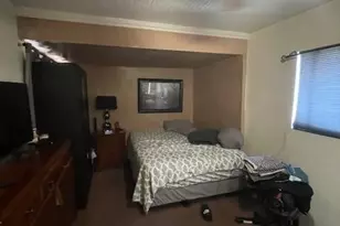1319 Hollister, San Fernando, CA 91340 - Photo 2