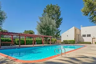 7631 Reseda, Reseda, CA 91335 - Photo 4