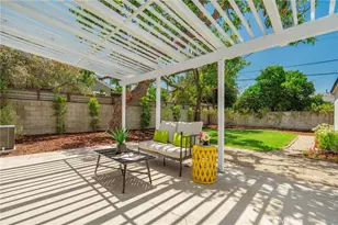 17200 Lanark St, Lake Balboa, CA 91406 - Photo 20