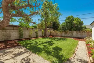 17200 Lanark St, Lake Balboa, CA 91406 - Photo 22