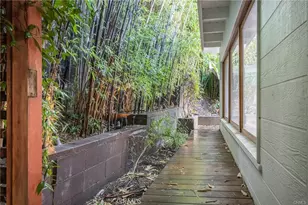 2828 Pacific View, Los Angeles, CA 90068 - Photo 28