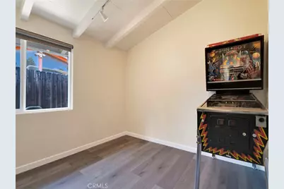 6213 Lubao, Woodland Hills, CA 91367 - Photo 28