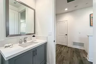 2402 Conroy Ave, Camarillo, CA 93012 - Photo 48