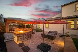 2402 Conroy Ave, Camarillo, CA 93012 - Photo 1