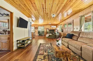 1429 Zermatt Dr, Pine Mountain Club, CA 93222 - Photo 4