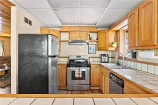 1429 Zermatt Dr, Pine Mountain Club, CA 93222 - Photo 12