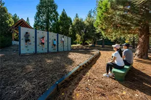 1429 Zermatt Dr, Pine Mountain Club, CA 93222 - Photo 40