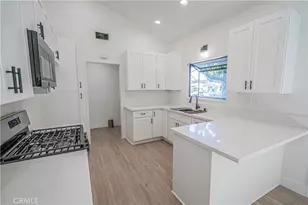 22514 Los Tigres, Saugus, CA 91350 - Photo 10
