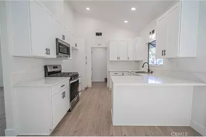 22514 Los Tigres, Saugus, CA 91350 - Photo 12