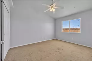 21741 Ives Ct, California City, CA 93505 - Photo 16