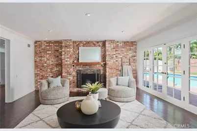 18056 Lake Encino, Encino, CA 91316 - Photo 4