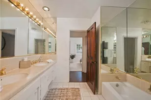 18056 Lake Encino, Encino, CA 91316 - Photo 22