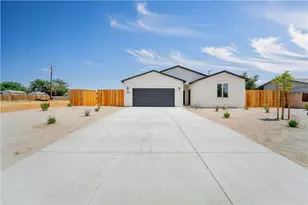 8837 Holly, California City, CA 93505 - Photo 34