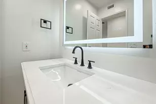 1401 Calle De Oro, Thousand Oaks, CA 91360 - Photo 18
