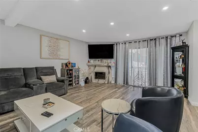 10009 Topanga Canyon Boulevard #5, Chatsworth, CA 91311 - Photo 1
