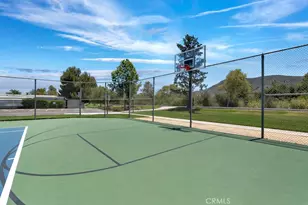 15750 Arroyo Dr, Moorpark, CA 93021 - Photo 24