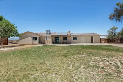 9742 E Avenue R8, Littlerock, CA 93543 - Photo 28