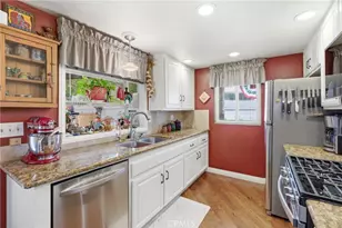 20002 Ave Of The Oaks, Newhall, CA 91321 - Photo 2