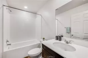 14718 Marie Ln, Van Nuys, CA 91405 - Photo 20