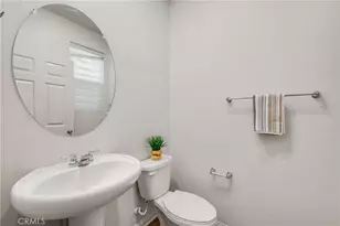 14718 Marie Ln, Van Nuys, CA 91405 - Photo 6