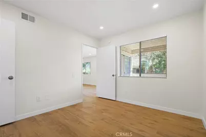 10237 De Soto #A, Chatsworth, CA 91311 - Photo 22