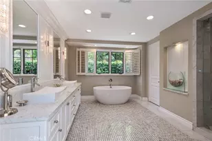 5600 Round Meadow Rd, Hidden Hills, CA 91302 - Photo 14