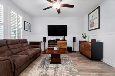27249 Riverview Lane, Valencia, CA 91354 - Photo 6