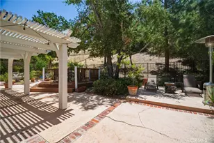 28830 Calabria Dr, Agoura Hills, CA 91301 - Photo 26