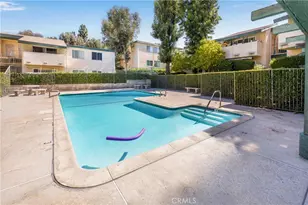 10636 Woodley Ave, Granada Hills, CA 91344 - Photo 12