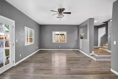 9354 Burnet #105, North Hills, CA 91343 - Photo 2