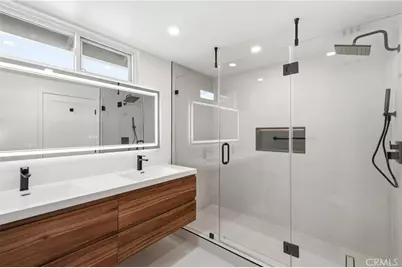 18912 Halsted Street, Northridge, CA 91324 - Photo 32