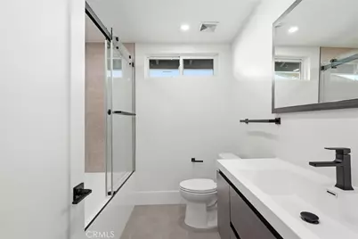 18912 Halsted Street, Northridge, CA 91324 - Photo 32