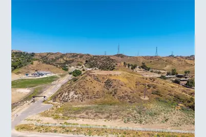 28774 San Francisquito Canyon Road, Saugus, CA 91390 - Photo 16