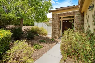 26445 Oakdale Canyon, Canyon Country, CA 91387 - Photo 6